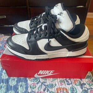 Nike Dunk Low Twist Women's Size 8 - men  Size 6 1/2
